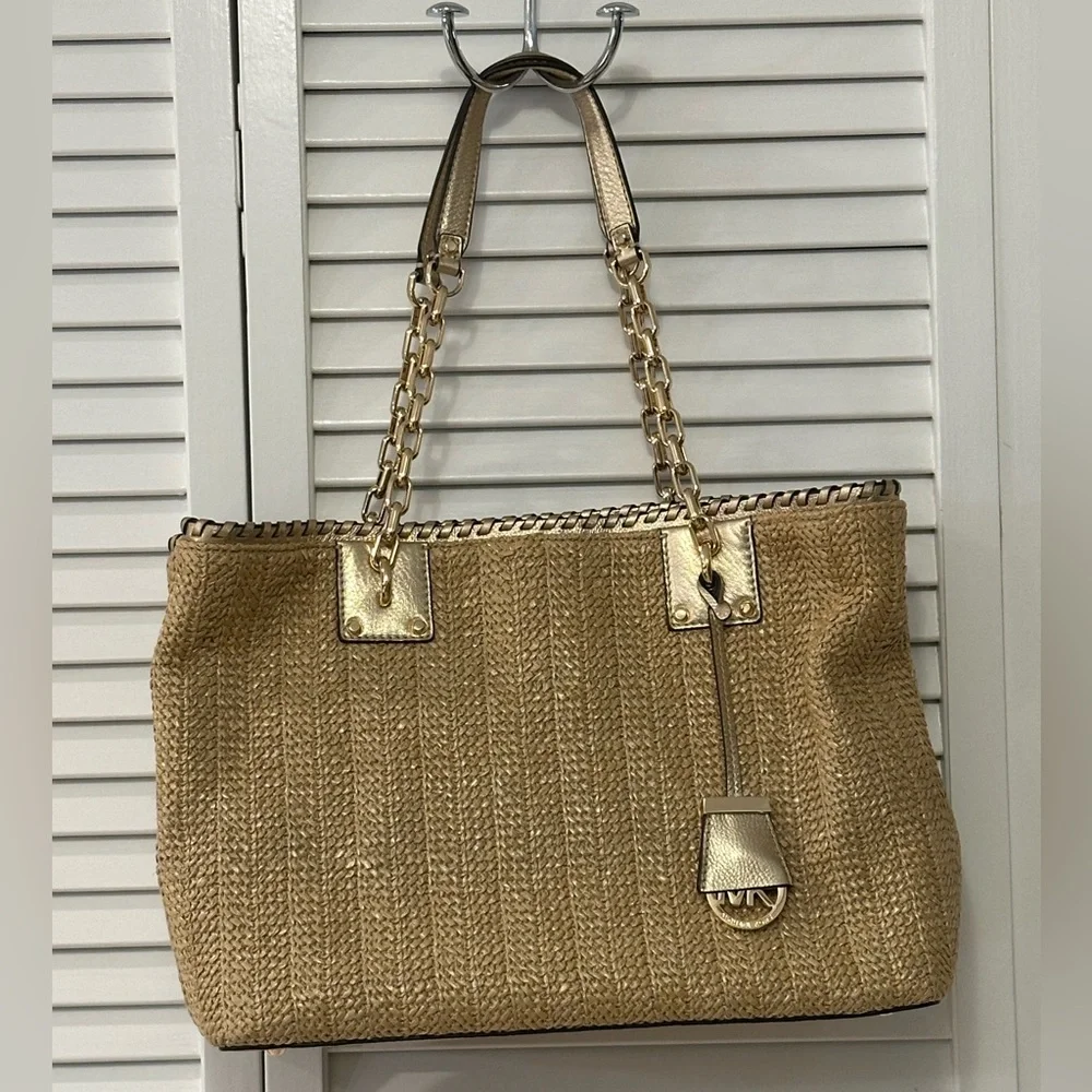 Micheal Kors leather and straw woven satchel - Picture 2 of 7